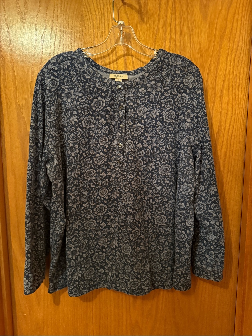 Style & Co. 100% Cotton Navy Floral Henley Long-Sleeve Top 2X